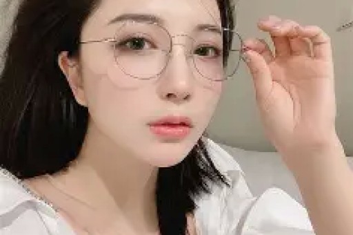 娱乐圈最新爆料众多明星都在内大瓜小瓜消息都有吃瓜拿走哈