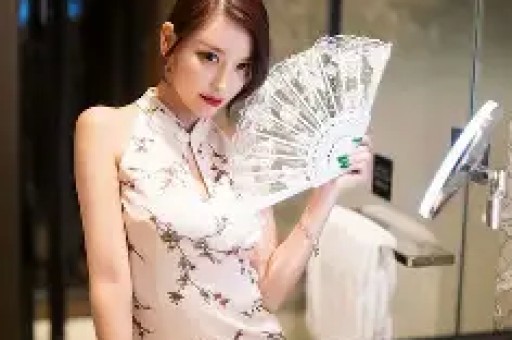 断更五个月首度发声！网红董赤赤坦言患上抑郁症遭导演恶意引导